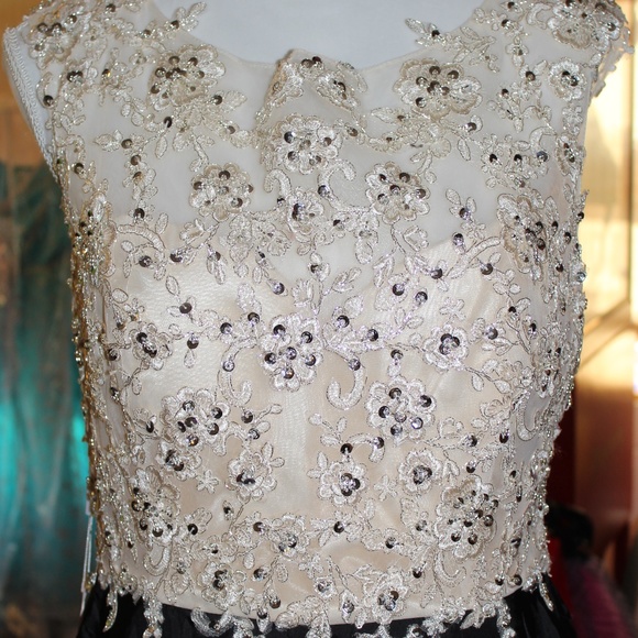PROM dress Black Dress with rhinestones - Picture 3 of 7